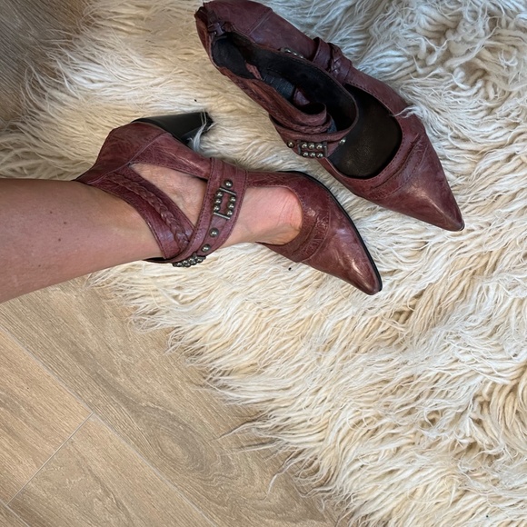 Spiral burgundy unique heels - Picture 6 of 6